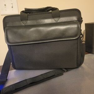Targus Black Laptop Bag